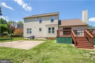 13699 Southernwood Ct, Chantilly, VA 20151 - Photo 6