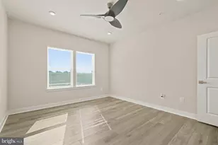 4399 Peach Lily Ln, Chantilly, VA 20151 - Photo 16