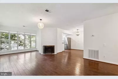 12023 Golf Ridge Court #202, Fairfax, VA 22033 - Photo 6
