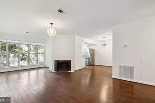 12023 Golf Ridge Ct, Fairfax, VA 22033 - Photo 6