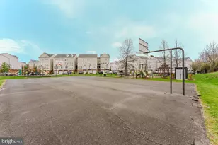 2504 Einstein St, Herndon, VA 20171 - Photo 40