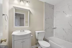 2512 Terra Cotta Cir, Herndon, VA 20171 - Photo 38
