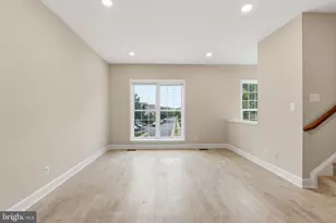 2512 Terra Cotta Cir, Herndon, VA 20171 - Photo 8