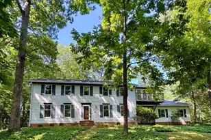1132 Springvale Rd, Great Falls, VA 22066 - Photo 2
