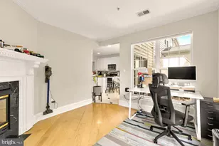1591 Leeds Castle Dr, Vienna, VA 22182 - Photo 16