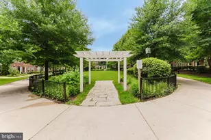9441 Canonbury Square, Fairfax, VA 22031 - Photo 36