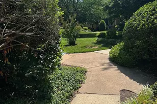 2503 Glengyle Dr, Vienna, VA 22181 - Photo 2