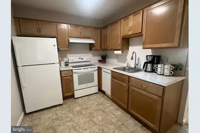 2503 Glengyle Drive #143, Vienna, VA 22181 - Photo 8