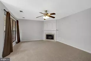 8204 Catbird Cir, Lorton, VA 22079 - Photo 4