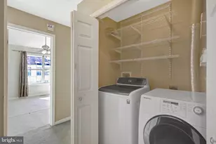 8204 Catbird Cir, Lorton, VA 22079 - Photo 20