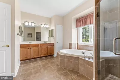 14606 Cedar Knoll Drive, Centreville, VA 20120 - Photo 4