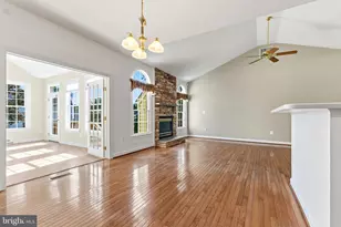 14606 Cedar Knoll Dr, Centreville, VA 20120 - Photo 10