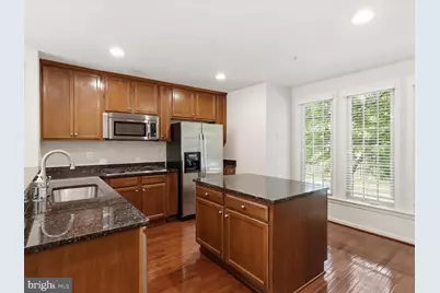 3153 Blue Barn Way, Fairfax, VA 22031 - Photo 10