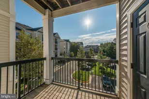11371 Aristotle Dr, Fairfax, VA 22030 - Photo 16