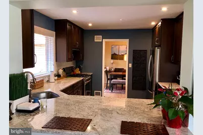 6910 Park Terrace Drive, Alexandria, VA 22307 - Photo 4