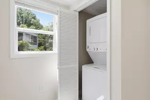 6003 Rixey Dr, Alexandria, VA 22303 - Photo 16