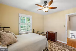 8506 Hitching Post Ln, Alexandria, VA 22308 - Photo 16