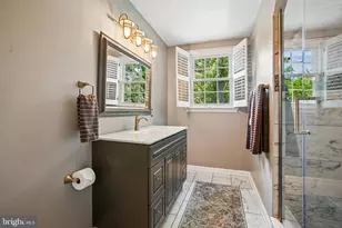 8506 Hitching Post Ln, Alexandria, VA 22308 - Photo 14