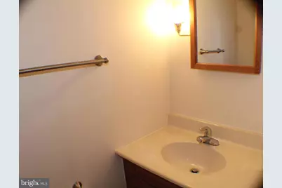7915 Tyson Oaks Circle, Vienna, VA 22182 - Photo 22