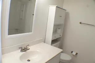 7915 Tyson Oaks Cir, Vienna, VA 22182 - Photo 18