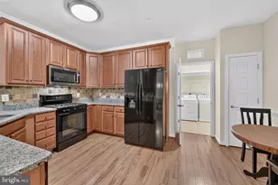 8970 Fascination Ct, Lorton, VA 22079 - Photo 4