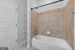 8970 Fascination Ct, Lorton, VA 22079 - Photo 18