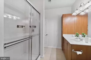 12925 Centre Park Cir, Herndon, VA 20171 - Photo 14