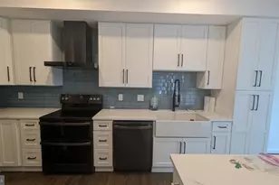 6703 Royal Thomas Way, Alexandria, VA 22315 - Photo 8