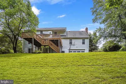9708 Locust Hill Drive, Great Falls, VA 22066 - Photo 4