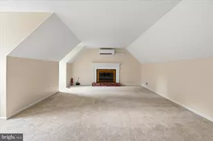 9708 Locust Hill Dr, Great Falls, VA 22066 - Photo 26