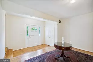 9708 Locust Hill Dr, Great Falls, VA 22066 - Photo 8