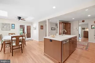 2504 Turbridge Ln, Alexandria, VA 22308 - Photo 8