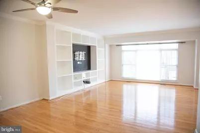 3347 Wilton Crest Ct, Alexandria, VA 22310 - Photo 4
