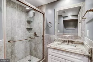 14508 Four Chimney Dr, Centreville, VA 20120 - Photo 40