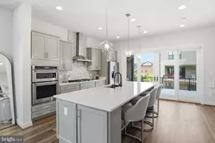 12266 Sweet Willow Ln, Fairfax, VA 22030 - Photo 6