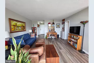 2059 Huntington Avenue #1408, Alexandria, VA 22303 - Photo 2