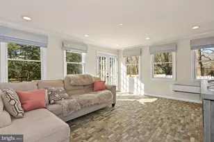 326 Walker Rd, Great Falls, VA 22066 - Photo 14