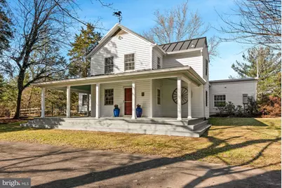 326 Walker Road, Great Falls, VA 22066 - Photo 2