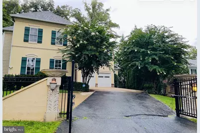 7104 Old Dominion Drive, McLean, VA 22101 - Photo 1