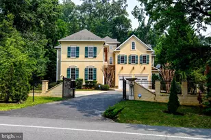7104 Old Dominion Dr, McLean, VA 22101 - Photo 1