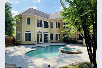 7104 Old Dominion Drive, McLean, VA 22101 - Photo 2