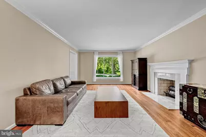 1077 Spring Hill Road, McLean, VA 22102 - Photo 6