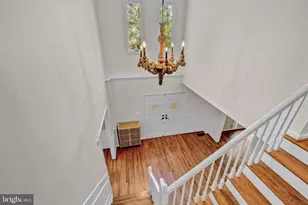 1077 Spring Hill Rd, McLean, VA 22102 - Photo 28