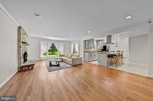 1077 Spring Hill Rd, McLean, VA 22102 - Photo 10