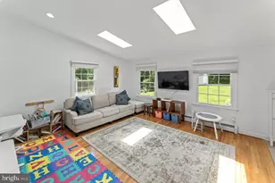 7312 Poplar Ct, Falls Church, VA 22042 - Photo 14