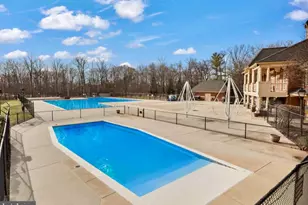 5250 Stoney Branch Ct, Centreville, VA 20120 - Photo 4
