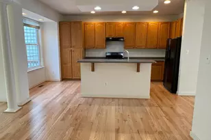 4035 Royal Lytham Dr, Fairfax, VA 22033 - Photo 8