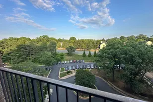 2311 Pimmit Dr, Falls Church, VA 22043 - Photo 14