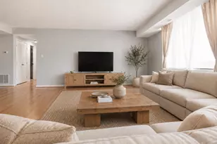 3713 S George Mason Dr, Falls Church, VA 22041 - Photo 8