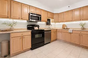 3713 S George Mason Dr, Falls Church, VA 22041 - Photo 4